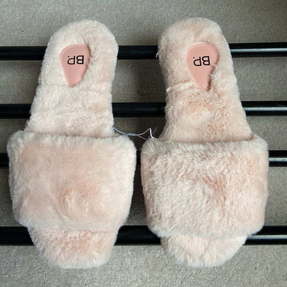 BP Women Livie Fluffy Plush Slippers - BRAND NEW - NWOB